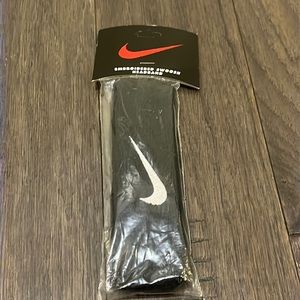 Nike Embroidered Swoosh Terry Cloth headband sweatband head band new black white